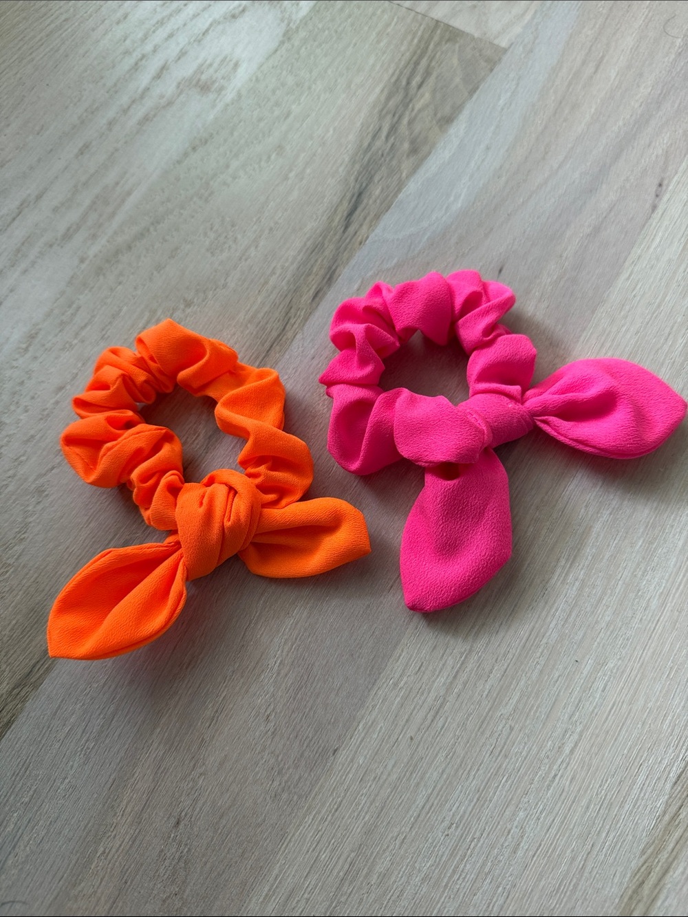 Neon Pink and Bright Orange Bunny-Tie Scrunchie Set - Kids Accessories